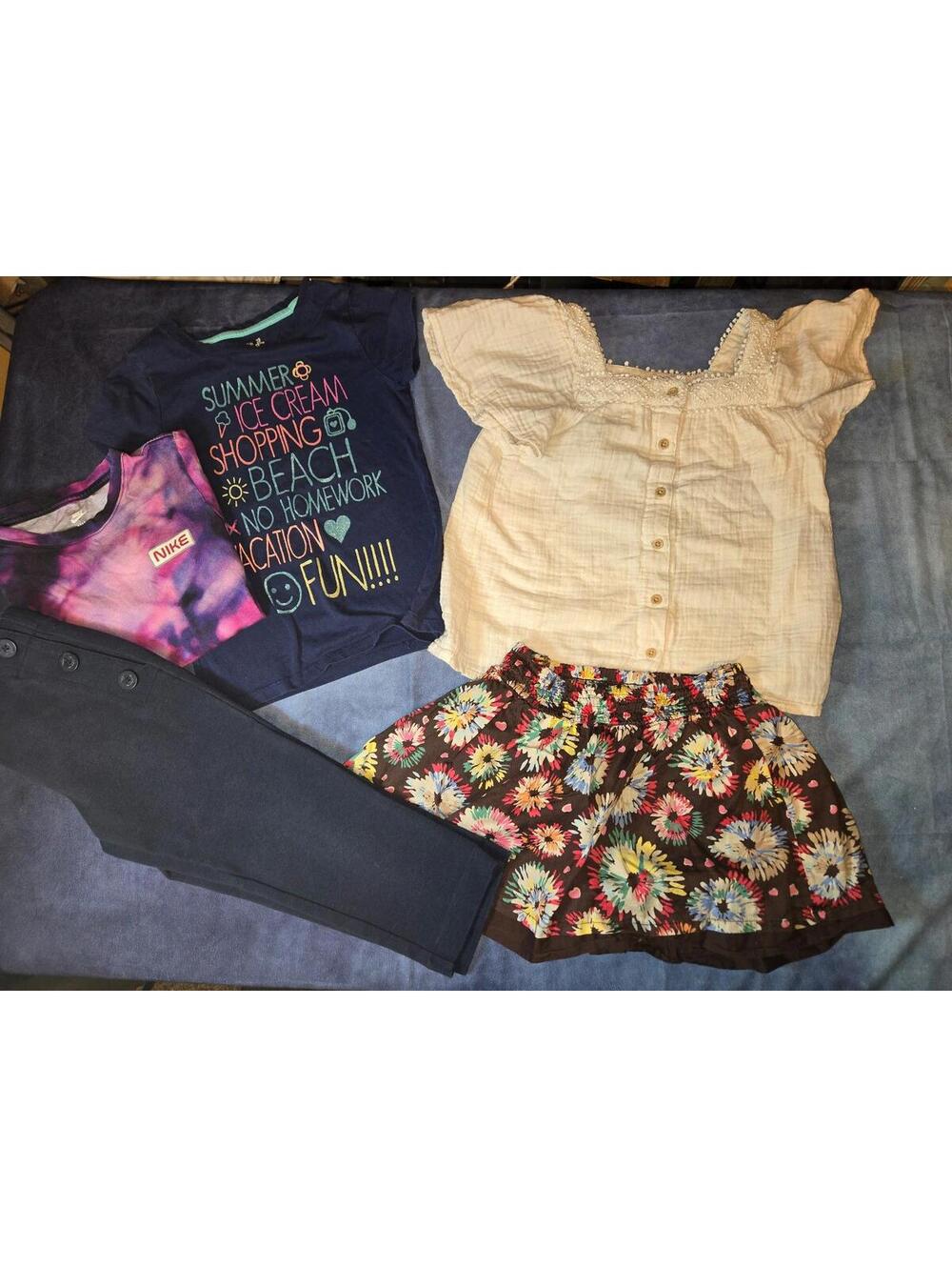 Girls clothing